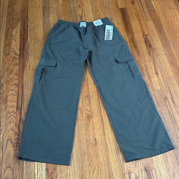 refuge Pants - Refuge Olive Green Low Rise Baggy Pants